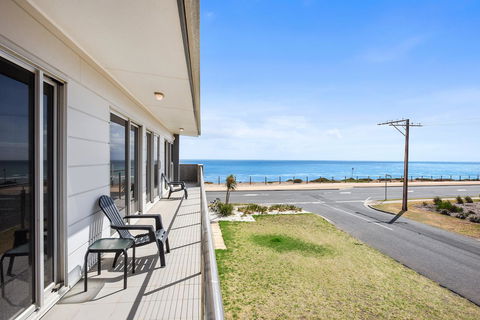 Esplanade Escape - Accommodation Georgetown 10