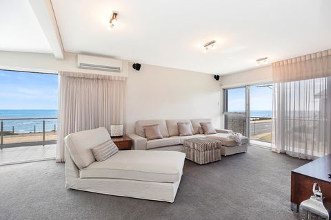 Esplanade Escape - Accommodation Georgetown 17