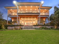 Muse on the Murray
