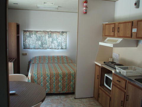Lakeside Tourist Park - Accommodation Georgetown 13