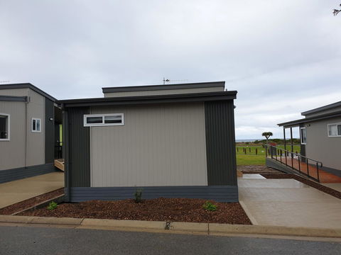NRMA Victor Harbor Beachfront Holiday Park - Accommodation Georgetown 11