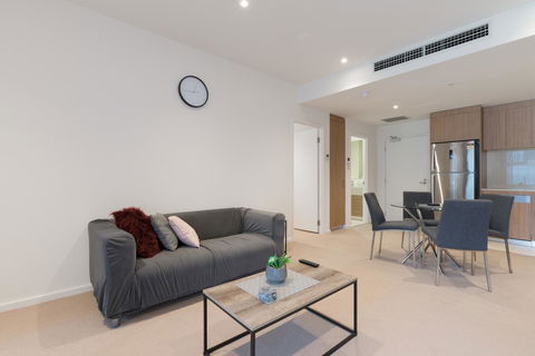 Ther-Rich 2Brm CBD Apartment - Accommodation Georgetown 32
