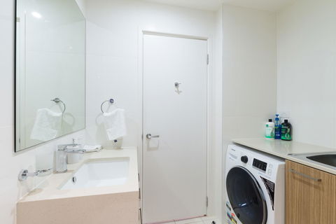 Ther-Rich 2Brm CBD Apartment - Accommodation Georgetown 28