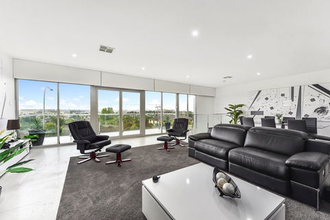 KENNEDY EXECUTIVE TOWNHOUSE - Accommodation Georgetown 13