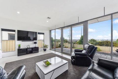 KENNEDY EXECUTIVE TOWNHOUSE - Accommodation Georgetown 18