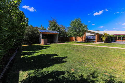 Country Roads Motor Inn Naracoorte - Accommodation Georgetown 9