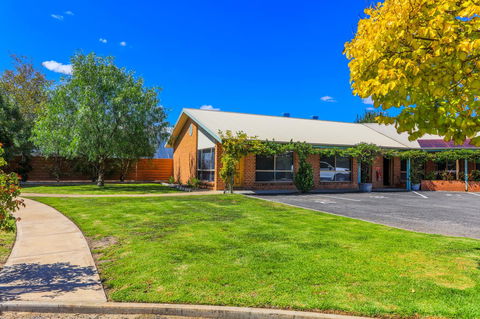Country Roads Motor Inn Naracoorte - Accommodation Georgetown 13