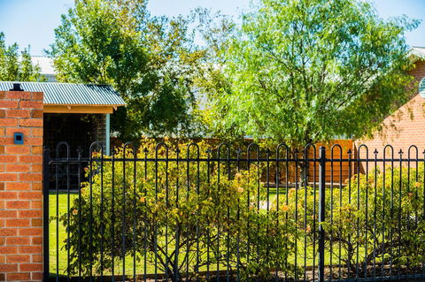 Country Roads Motor Inn Naracoorte - Accommodation Georgetown 44