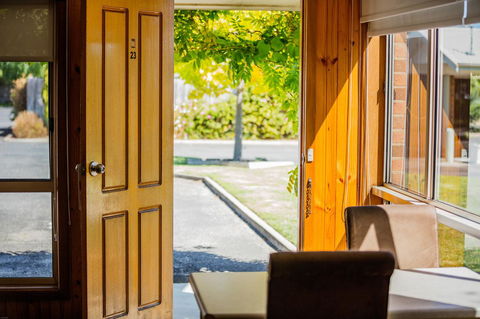 Country Roads Motor Inn Naracoorte - Accommodation Georgetown 34