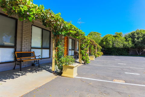 Country Roads Motor Inn Naracoorte - Accommodation Georgetown 26