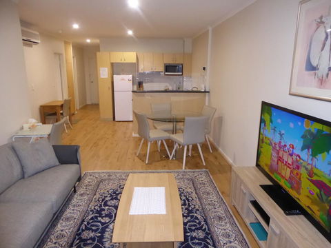 ADELAIDE CENTRAL APARTMENT - 3BR, 2BATH & CARPARK - Accommodation Georgetown 4