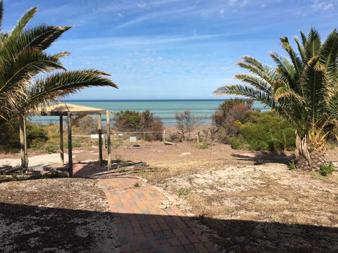 Shangri La Moonta Bay - Accommodation Georgetown 5