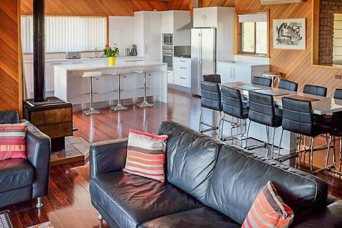 Seacroft - Accommodation Georgetown 5