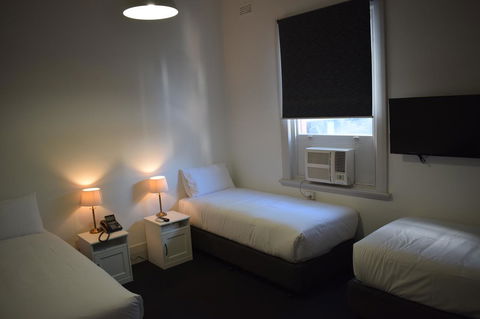 Ambassadors Hotel - Accommodation Georgetown 17