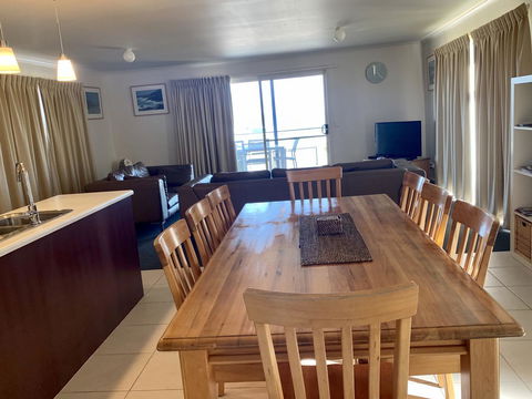Bayview Beach House Apartment No 1 - Accommodation Georgetown 2