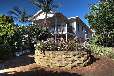 The Whitehouse - Accommodation Georgetown 5