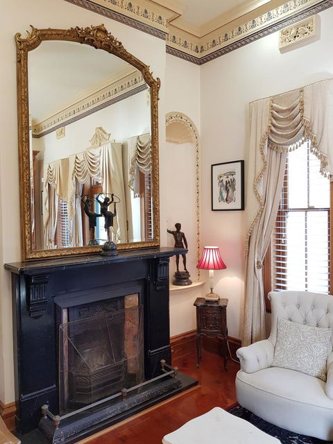 Grand Bluestone Mansion - Accommodation Georgetown 5