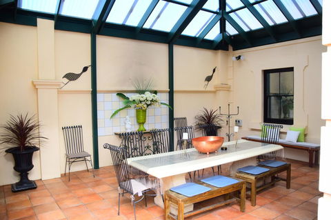 Grand Bluestone Mansion - Accommodation Georgetown 19