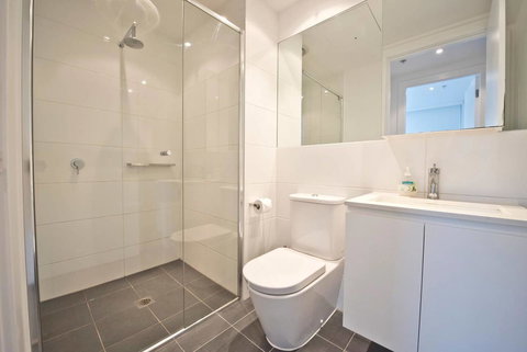 Luxury City Apt With Pool, Gym, Spa, Netflix - Accommodation Georgetown 14