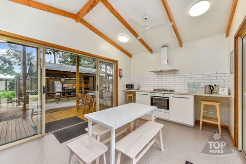 Millicent Hillview Caravan Park - Accommodation Georgetown 21