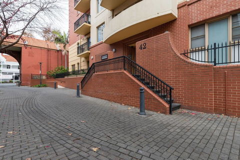 One Bedroom In Adelaideâ€™s East End FREE WIFI*Netflix*Parking - Accommodation Georgetown 22
