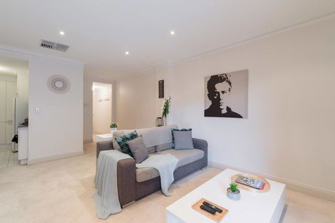 One Bedroom In Adelaideâ€™s East End FREE WIFI*Netflix*Parking - Accommodation Georgetown 19