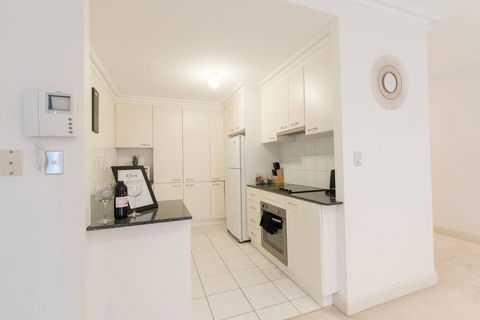 One Bedroom In Adelaideâ€™s East End FREE WIFI*Netflix*Parking - Accommodation Georgetown 12