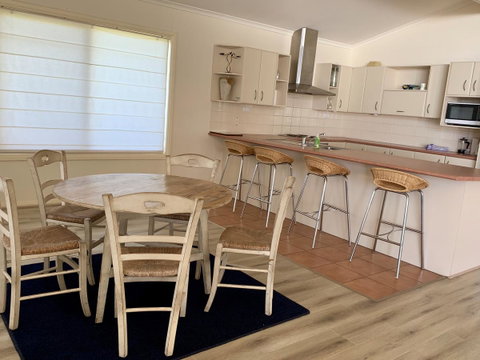 Emu Bay Lodge - Accommodation Georgetown 12