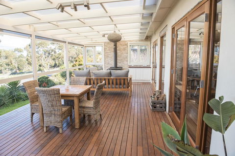 Port Lincoln Seaside Home - Accommodation Georgetown 9