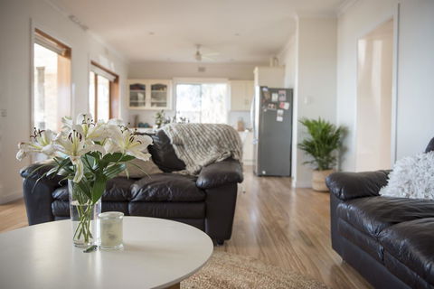 Port Lincoln Seaside Home - Accommodation Georgetown 4