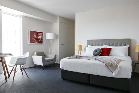 Art Series - The Watson - Accommodation Georgetown 13