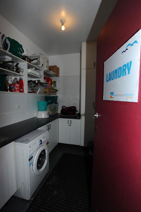 Glenelg Holiday Apartments-Ellis - Accommodation Georgetown 3