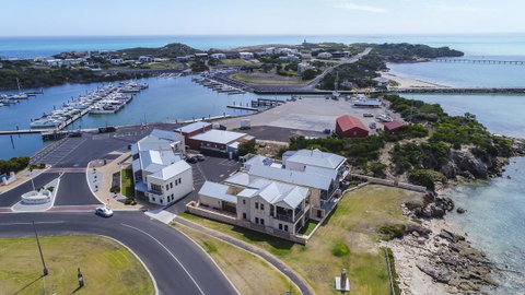 Robe Marina Accommodation - Accommodation Georgetown 0