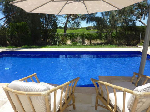 Amande Bed And Breakfast - Accommodation Georgetown 0