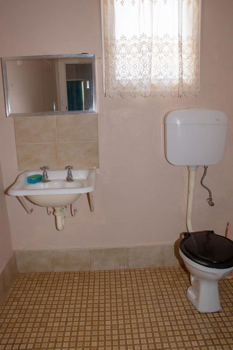 Kimba Units - Accommodation Georgetown 3