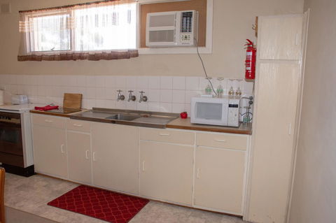 Kimba Units - Accommodation Georgetown 5