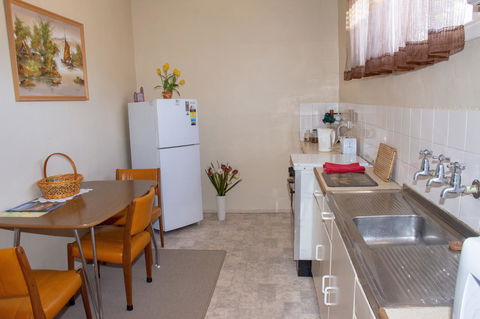 Kimba Units - Accommodation Georgetown 6