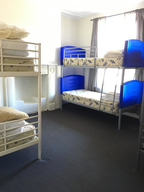 Shingo\'s Backpackers - Accommodation Georgetown 1