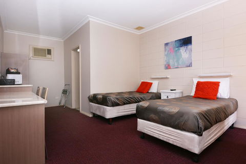 Motel Poinsettia - Accommodation Georgetown 5