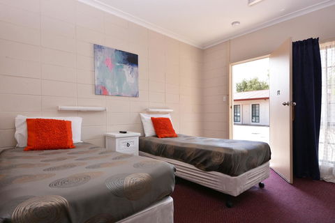 Motel Poinsettia - Accommodation Georgetown 30