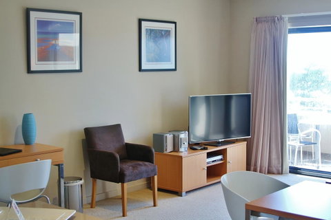 Pier Number 10 - Accommodation Georgetown 2