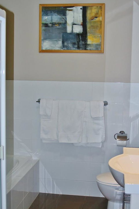 Pier Number 10 - Accommodation Georgetown 10