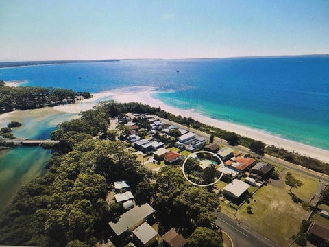 Arena Blanca Holiday Home - Accommodation Georgetown 0