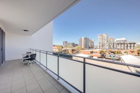 Adina Apartment Hotel Wollongong - Accommodation Georgetown 19