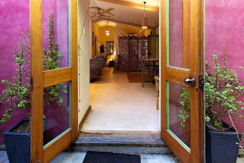 The Lotus Eater - Accommodation Georgetown 23