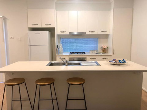 MODERN SPACIOUS 3 BR HOME - NEAR BEACH & AIRPORT - Accommodation Georgetown 9