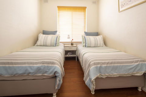 Aurora Holiday Apartment @West Beach - Accommodation Georgetown 7