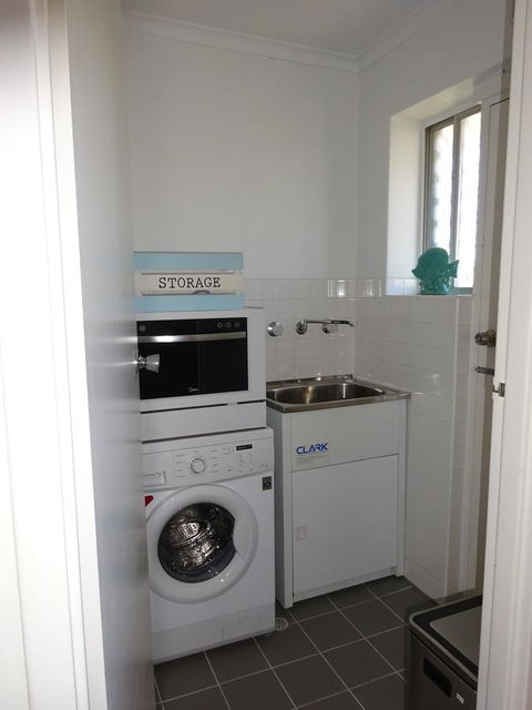 Aurora Holiday Apartment @West Beach - Accommodation Georgetown 24