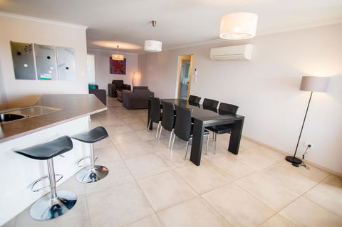 Waterfront On Jefferson, At Wellington Marina, SA - Accommodation Georgetown 4