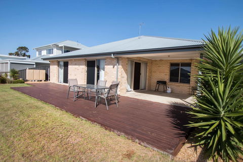 Waterfront On Jefferson, At Wellington Marina, SA - Accommodation Georgetown 20